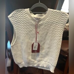 Meena NWT Cream Box Weave Vest Size Medium